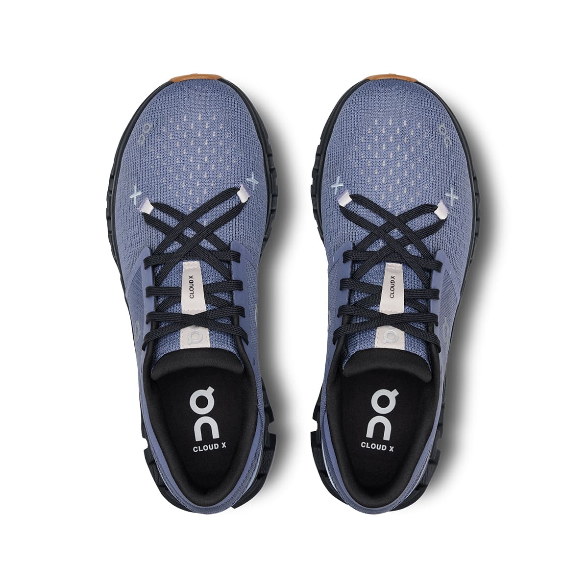 Top view of the On Cloud X 4 Feather-Black women’s running shoes