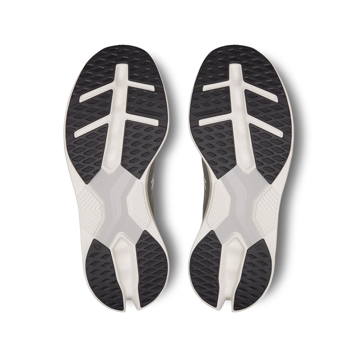 Soles of the On Cloudeclipse Alloy-White men’s running shoes