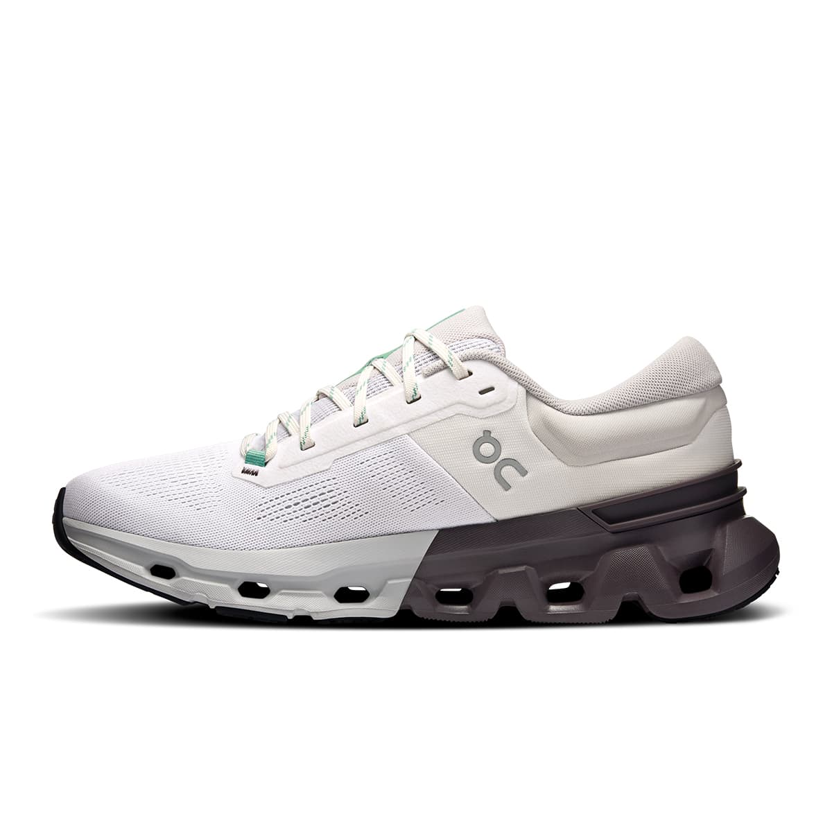 Left side view of the On Cloudflyer 5 White-Pebble men’s running shoe #color_white-pebble