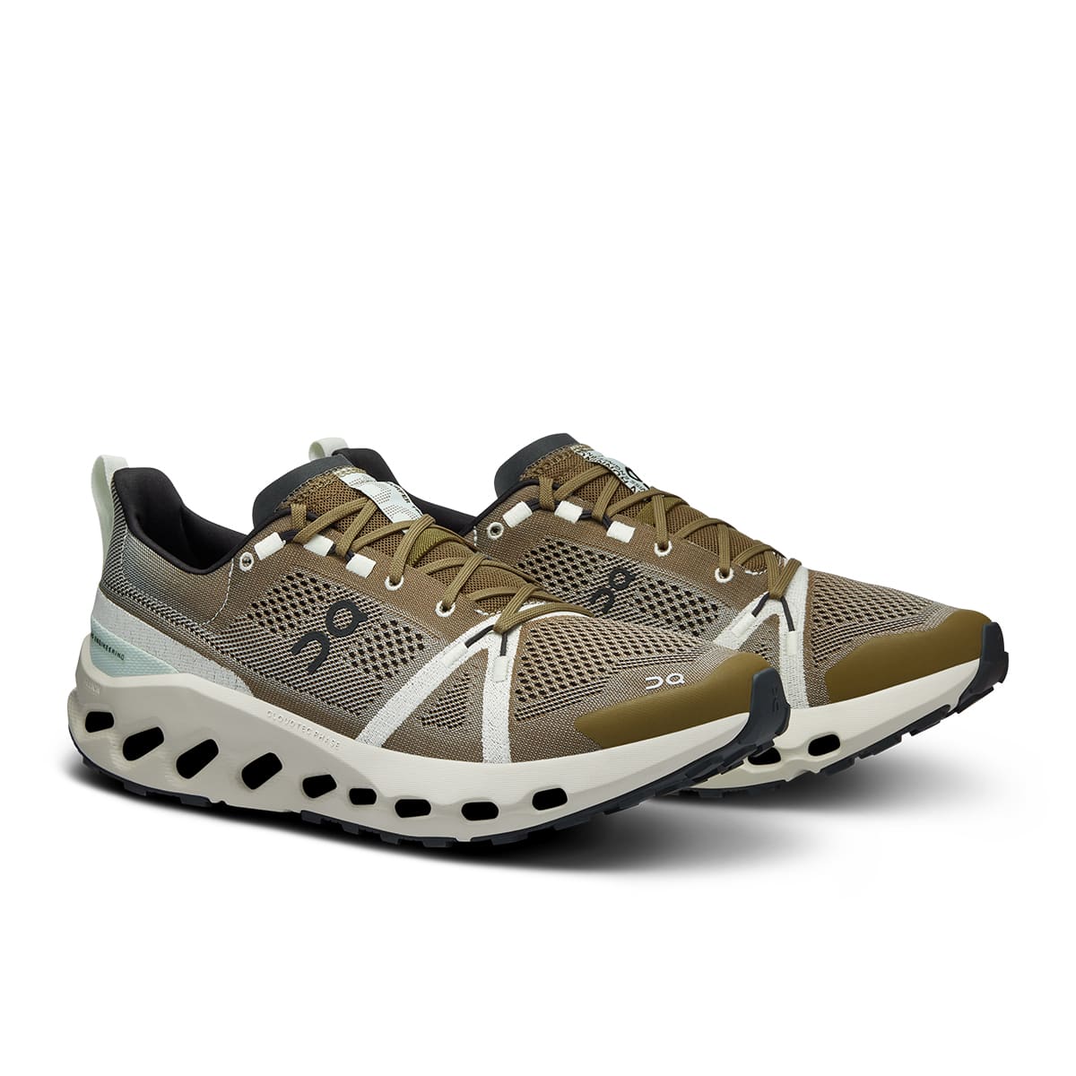 45-degree view of the On Cloudsurfer Hunter Ice men’s running shoe