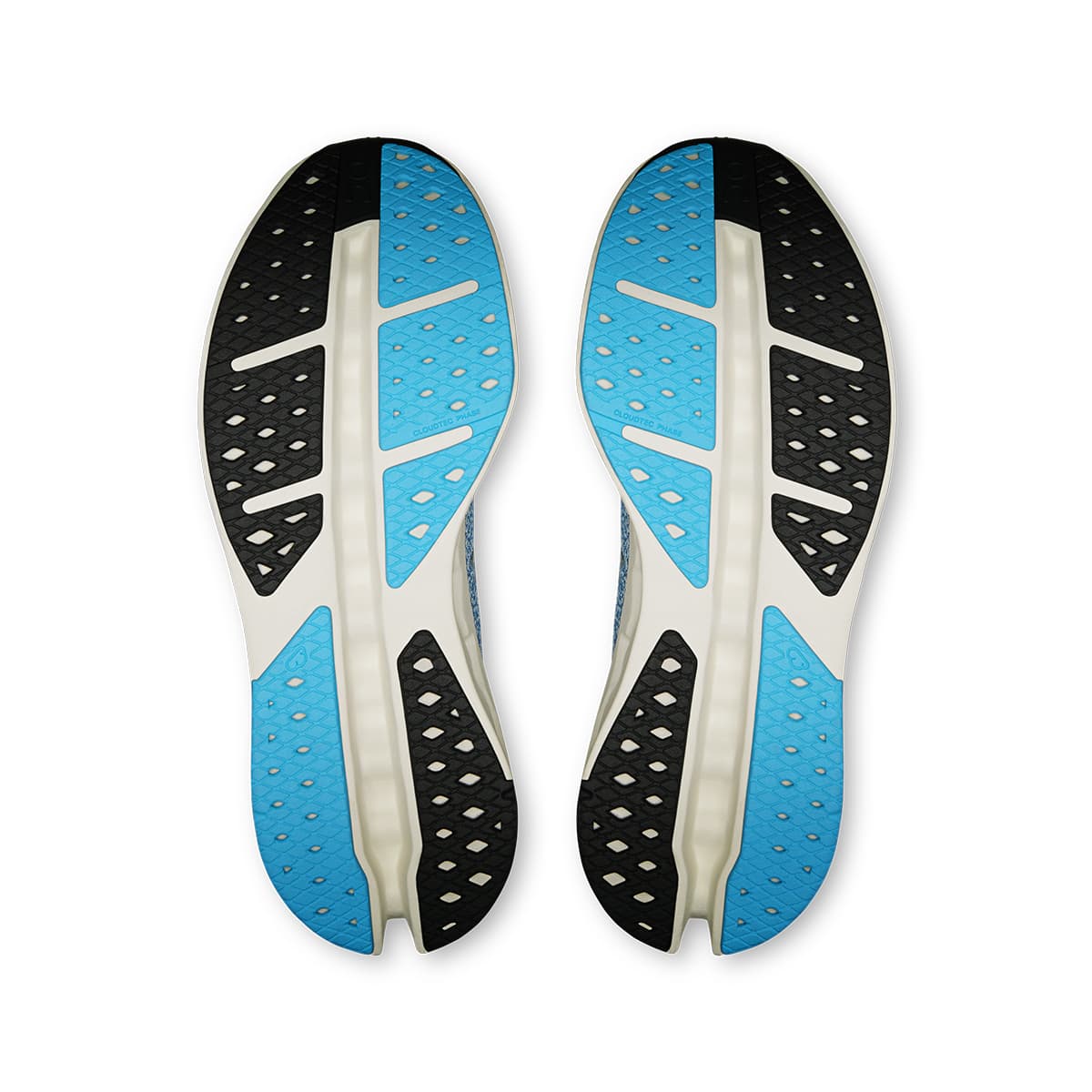 Soles of the Road Running On Cloudsurfer-Max Dust-Ivory men’s running shoes