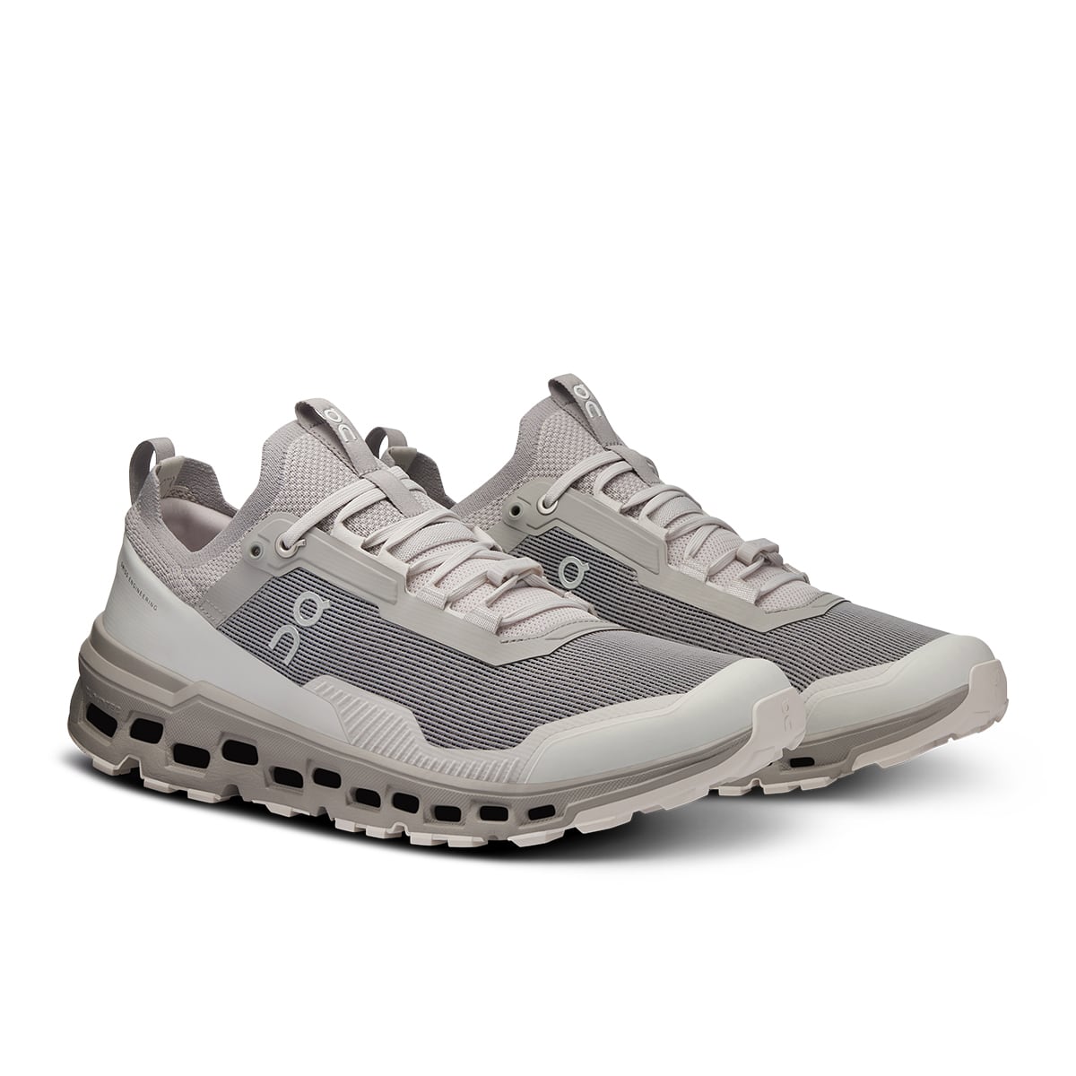 45-degree view of the On Cloudultra Fog Ice men’s running shoe