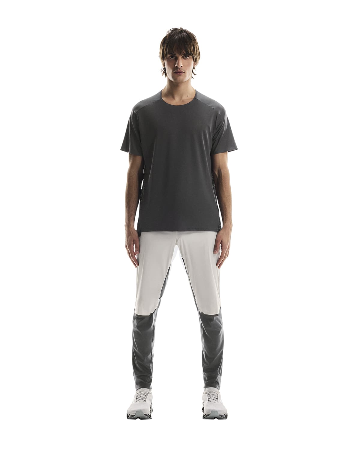 Man wearing the On Weather Pants Colour Silver Eclipse