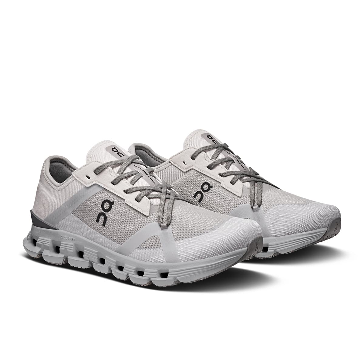 45-degree view of the On Cloud X 4 AD Wolf-Alloy women’s running shoe