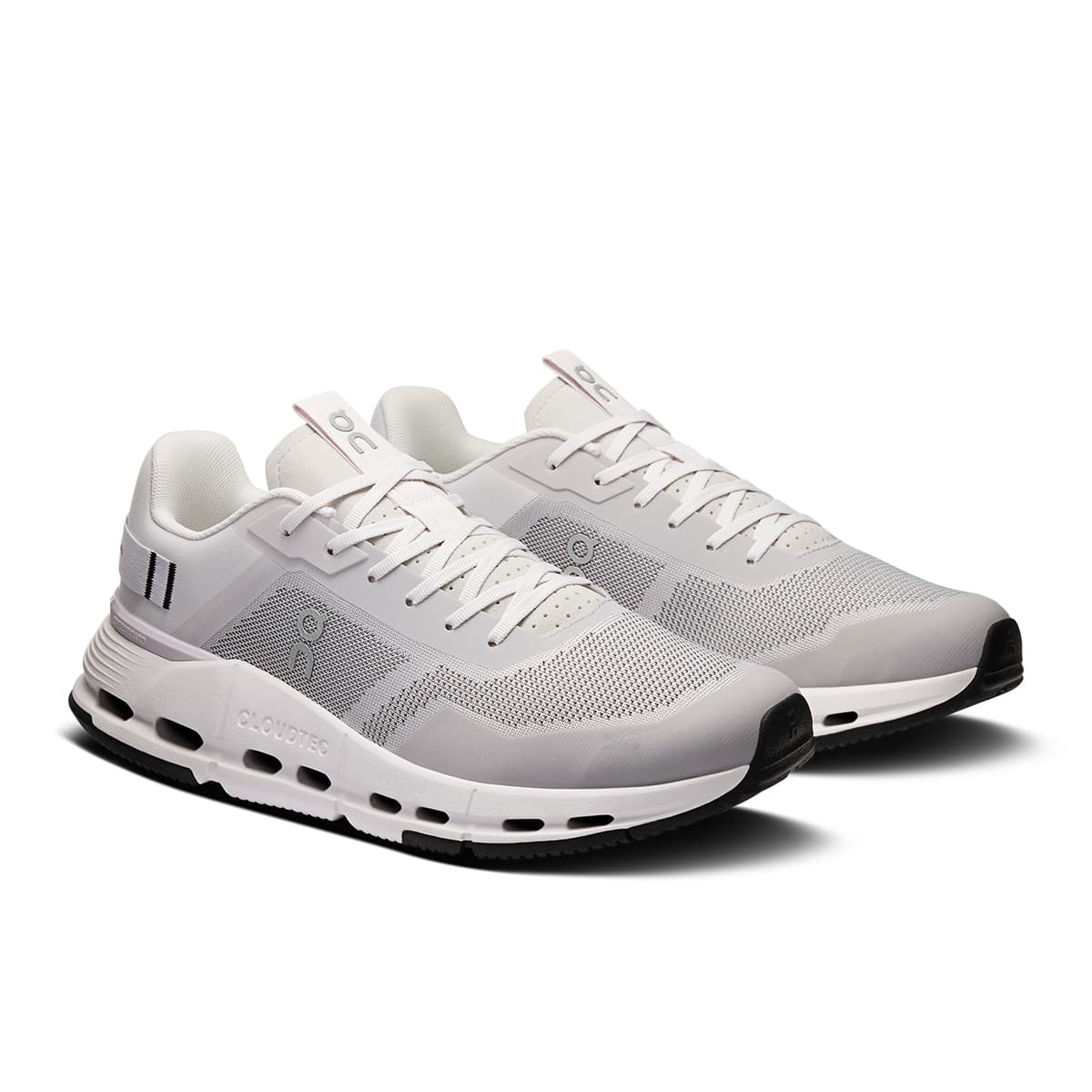 45-degree view of the On Cloudnoa Form 2 TT Frost-White men’s running shoe