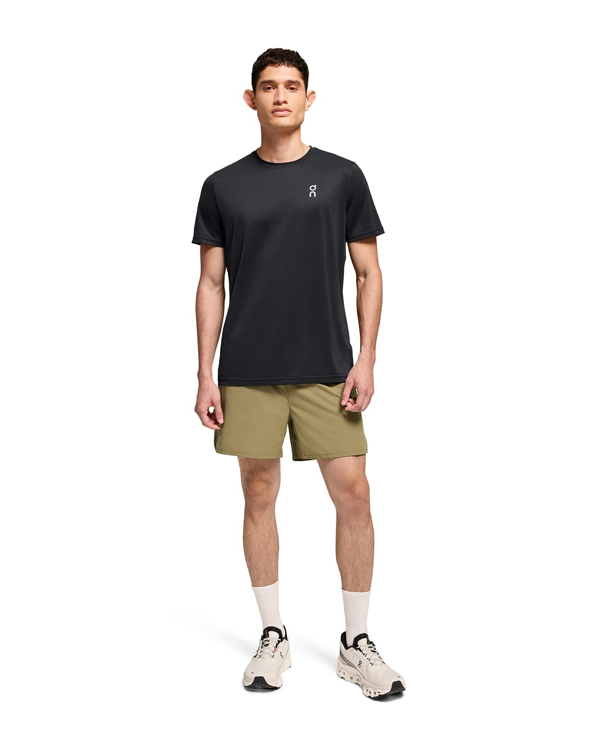 Man wearing the On Core T Colour Black