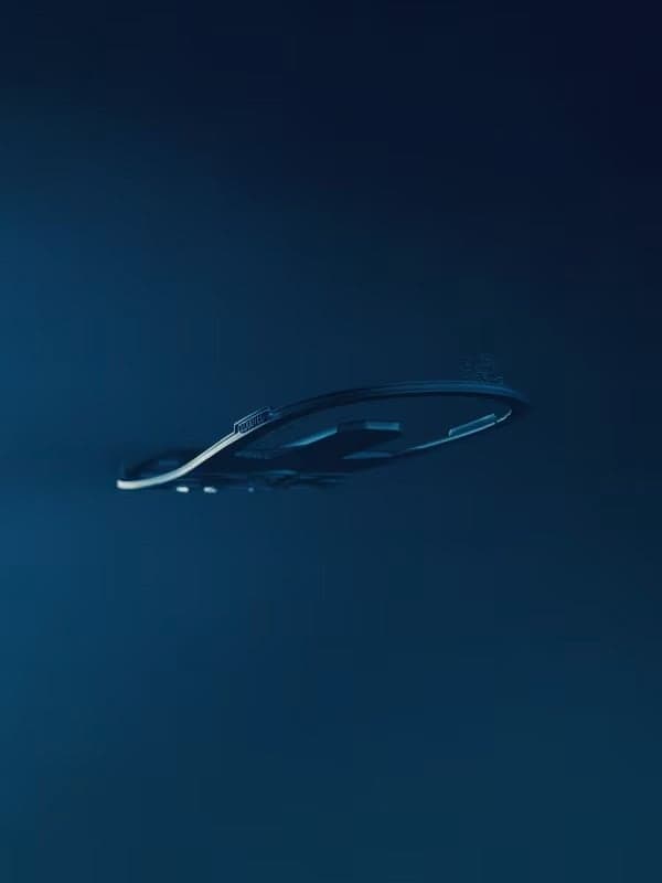 Speedboard element on a dark blue background