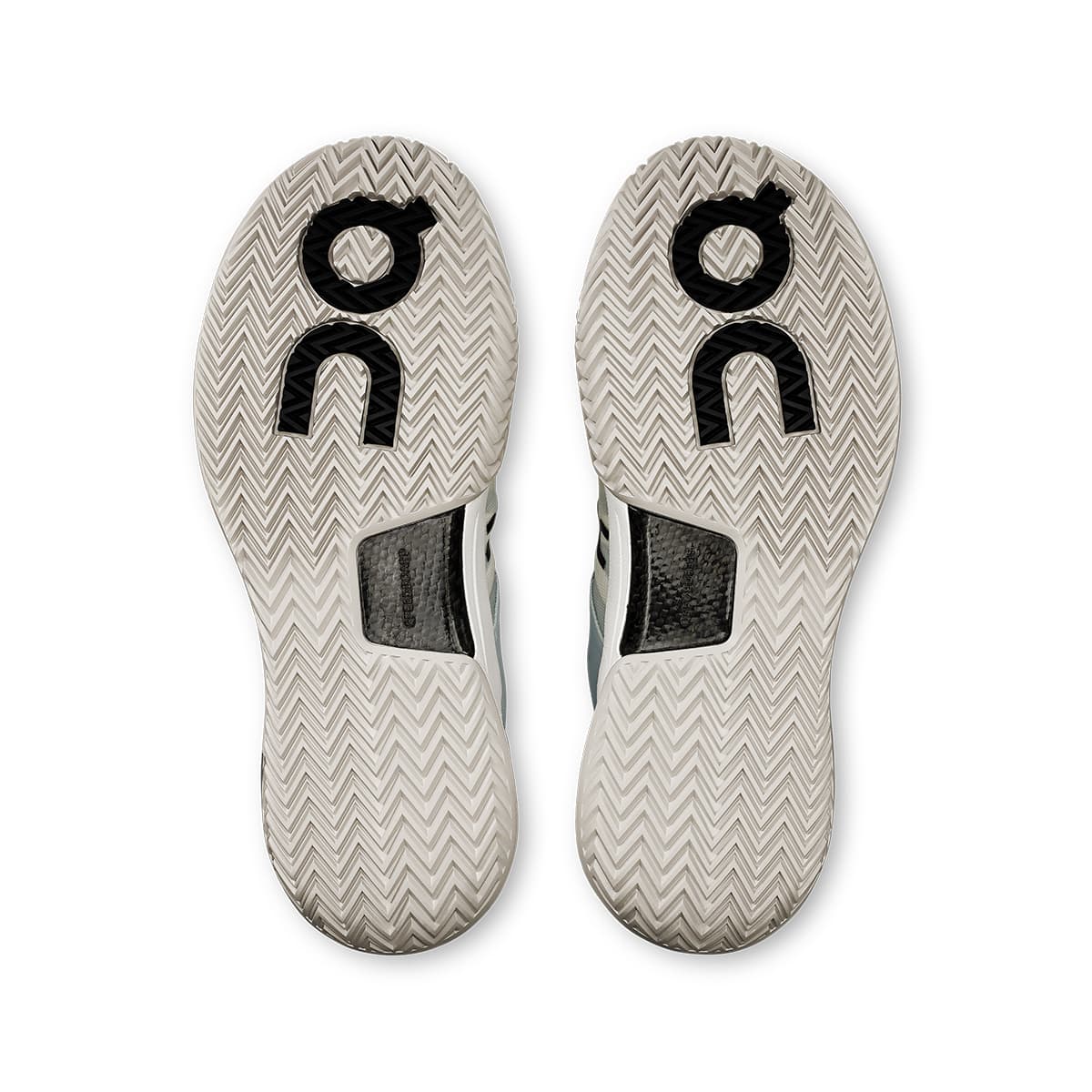 Soles of the On The Roger Pro 2 Arctic-Pink women’s running shoes