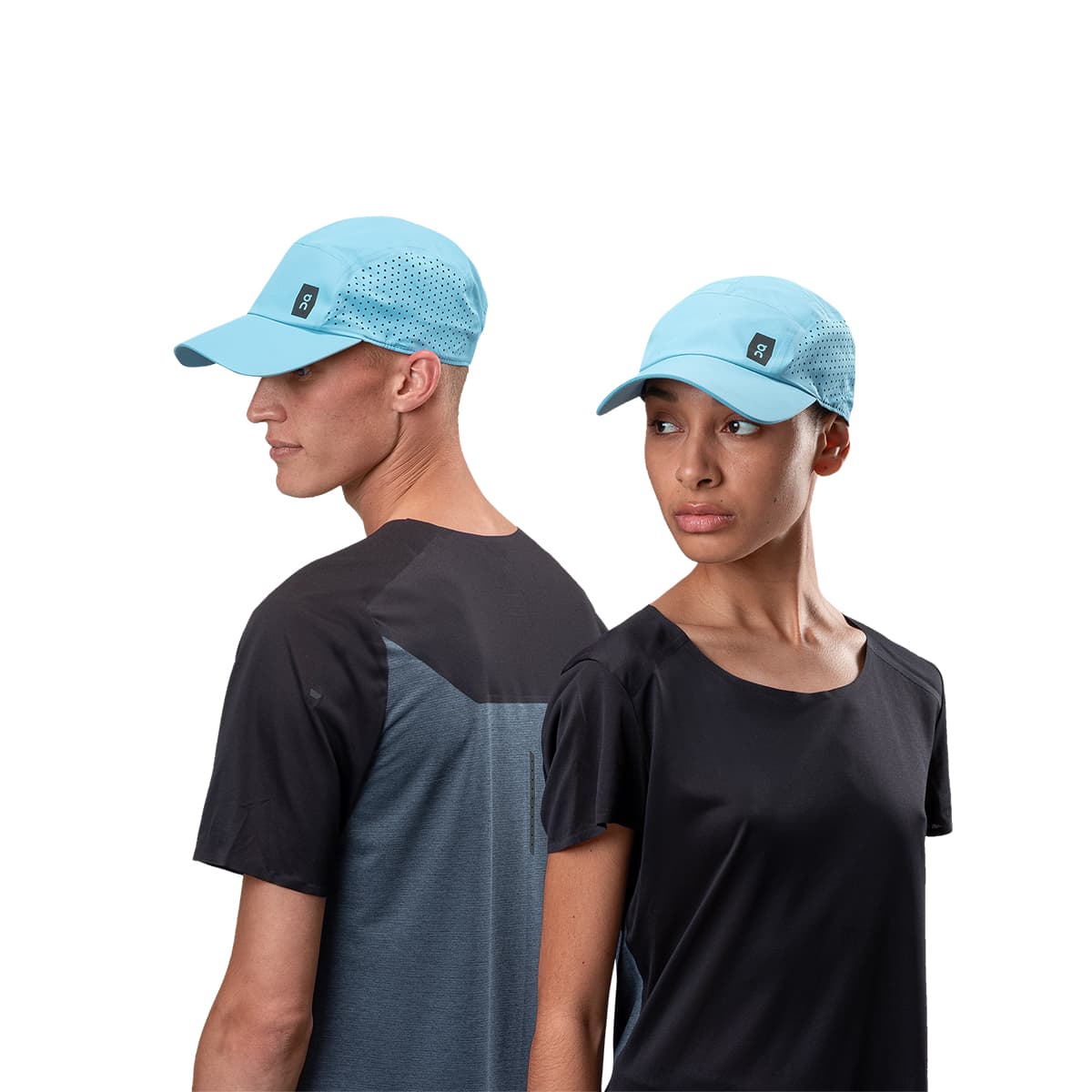 Models wearing the On Lightweight Cap Colour Niagara