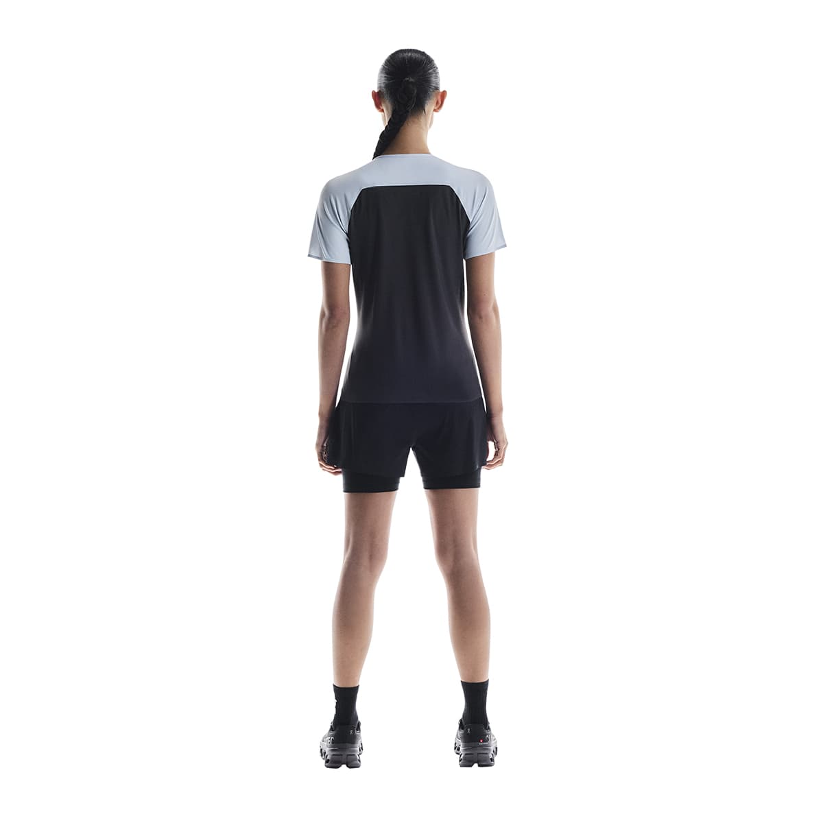 Woman wearing the On Performance T Colour Arctic-Eclipse - Back View