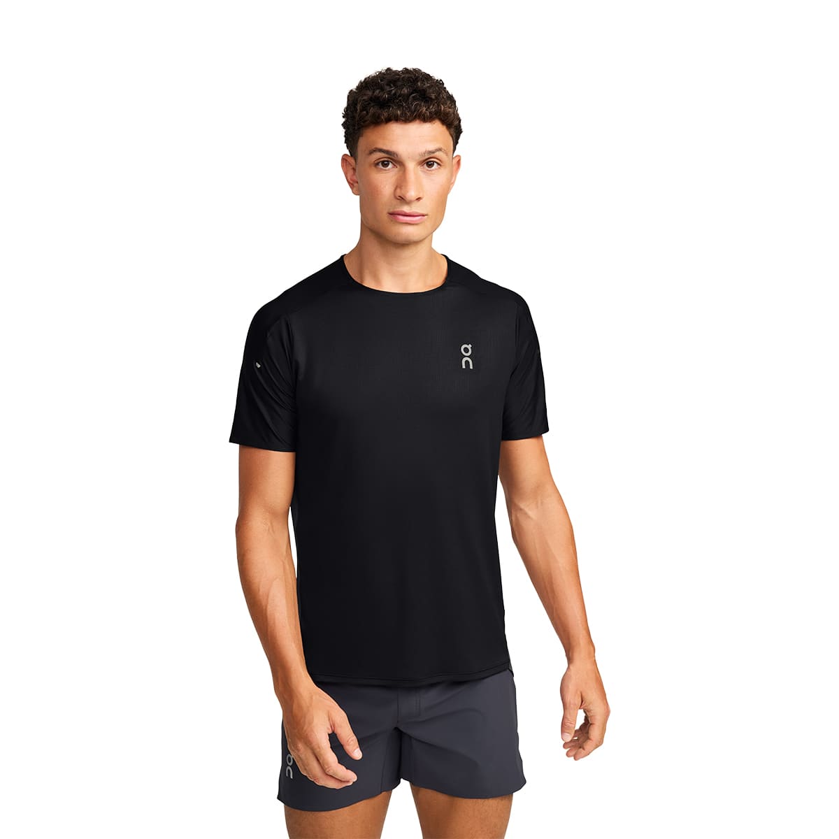Man wearing the On Performance T Colour Black-Eclipse #color_black-eclipse