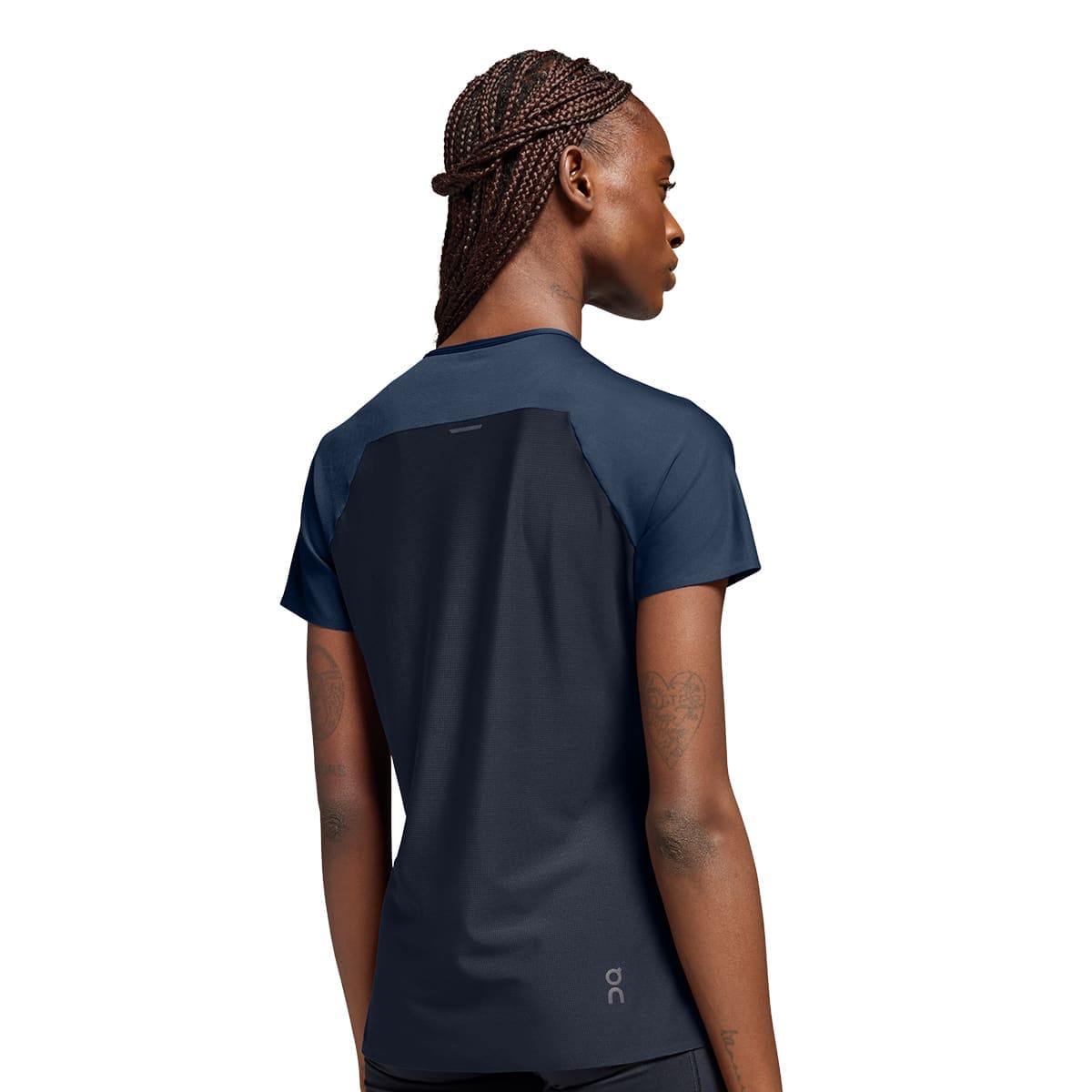 Woman wearing the On Performance T Colour Denim-Navy - Back View
