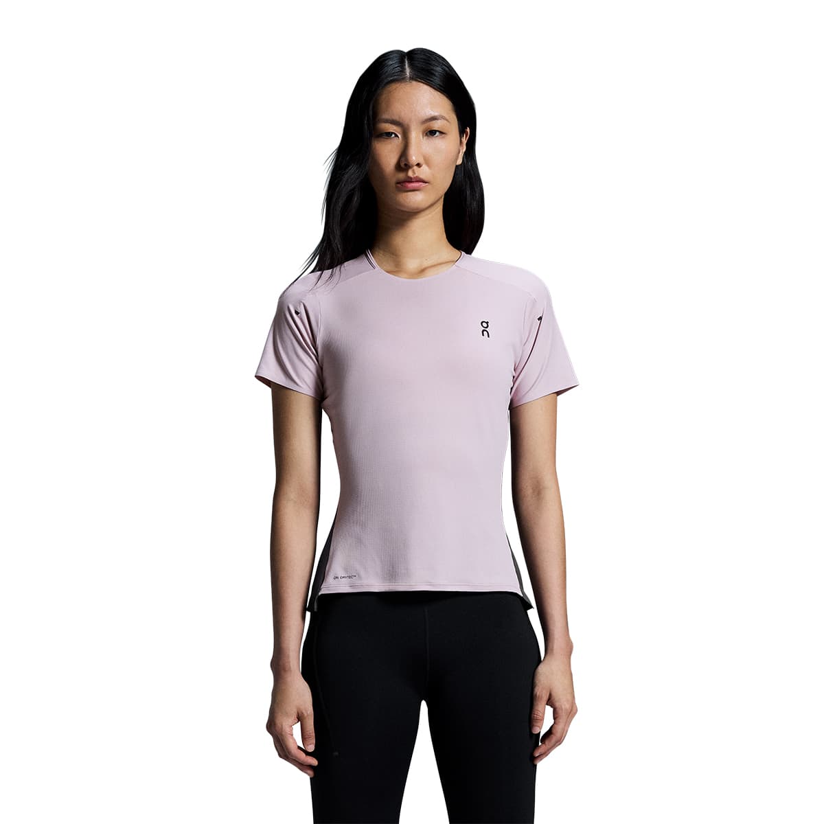 Woman wearing the On Performance T Colour Mauve-Eclipse - Front View