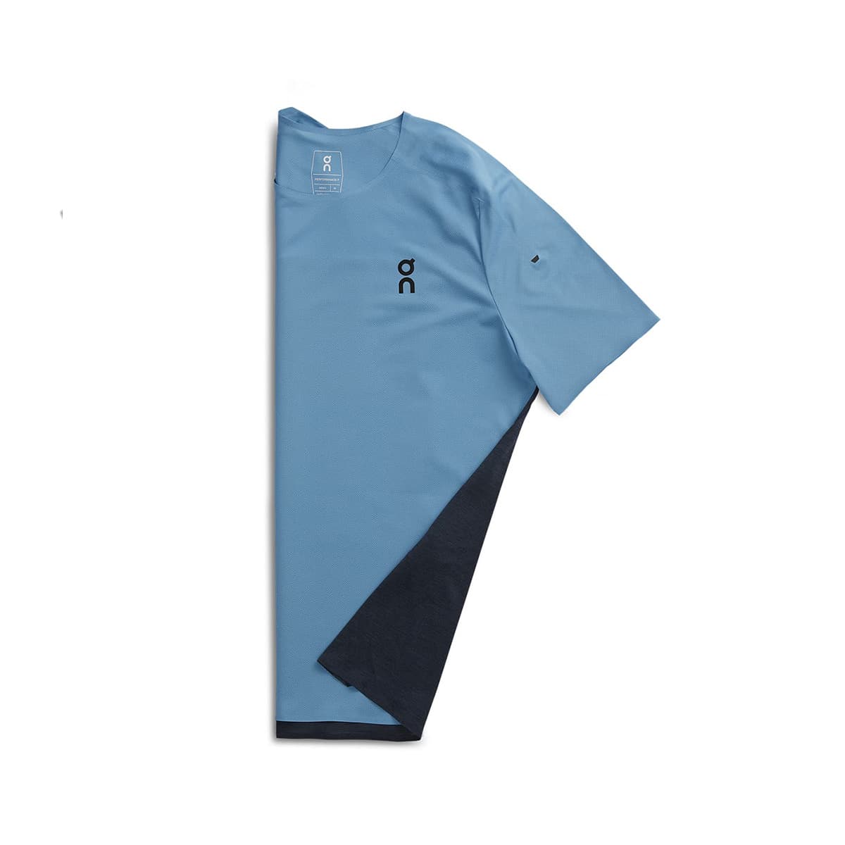 Product shot of the Men’s On Performance T Colour Niagra-Navy