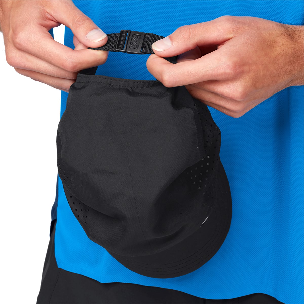 Male Model showing the On Lightweight Cap Colour Black - Back Clip