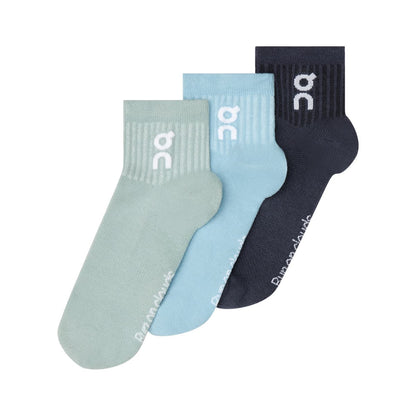 Product shot of the On Logo Sock Mid 3P Colour Wash Navy 