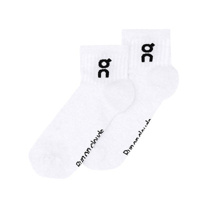 Product shot of the On Logo Sock Mid 3P Colour White 