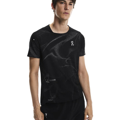 Male model wearing the On Apparel - Performance T Lumos Colour Black, shown from the front 