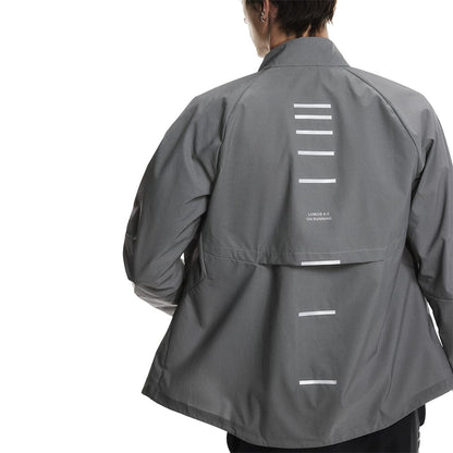 Close up rear view of a male model wearing the On Weather Jacket Lumos Colour Eclipse 