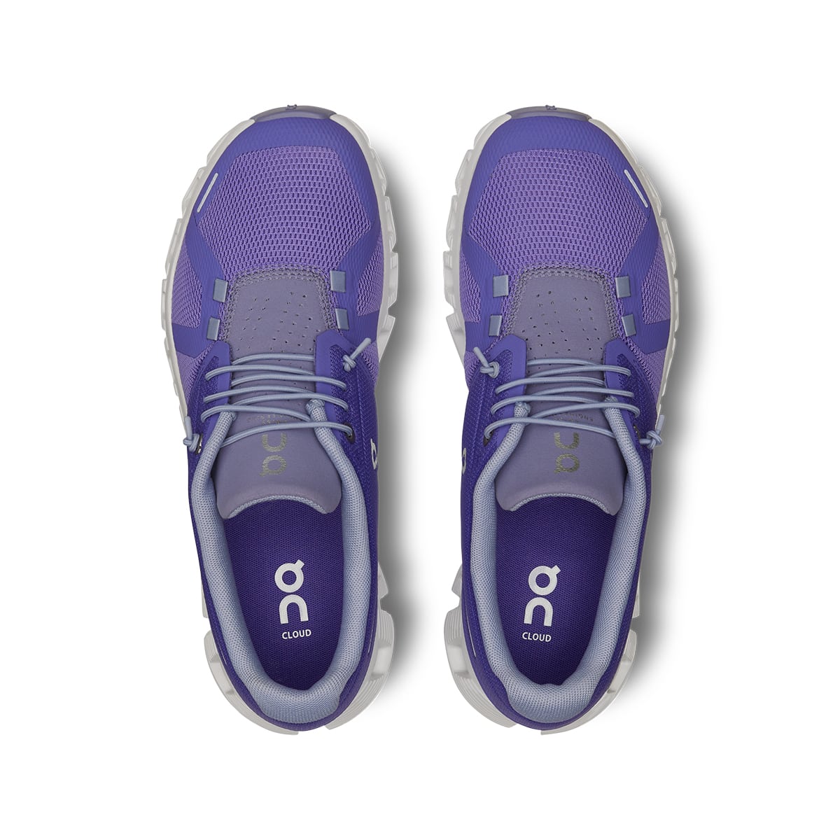 Top view of the On Cloud 5 Blueberry Feather women's running shoes 