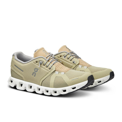 45-degree view of the On Cloud 5 Haze Sand women's running shoe 