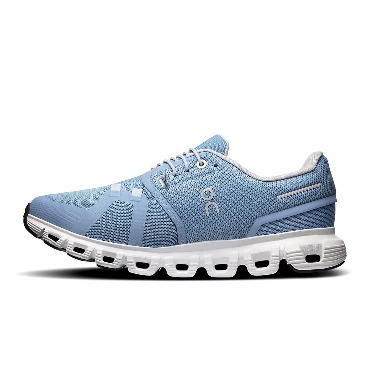 Left side view of the On Cloud 6 Chambray-White women’s running shoe #color_chambray-white