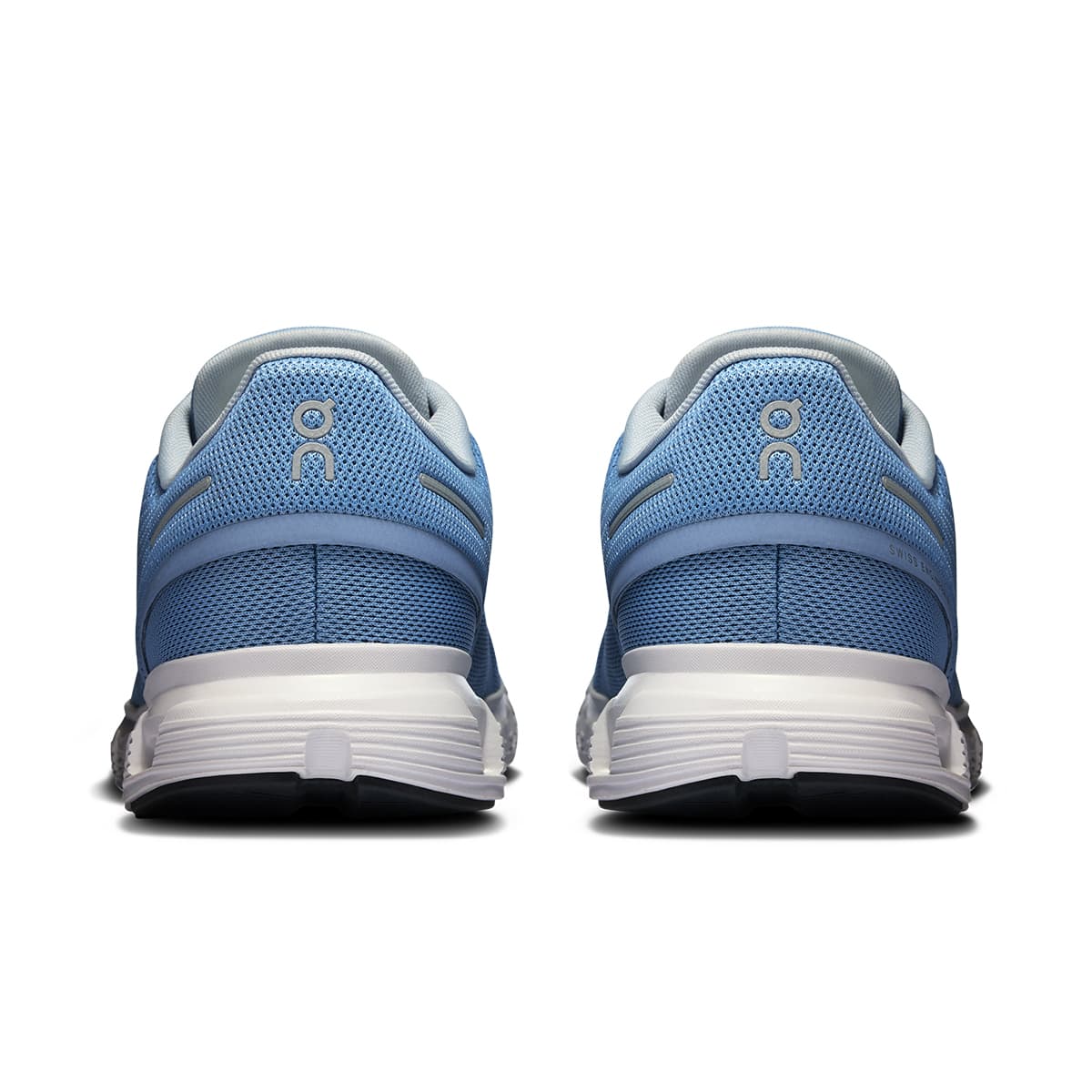 Back view of the On Cloud 6 Chambray-White women’s running shoe 