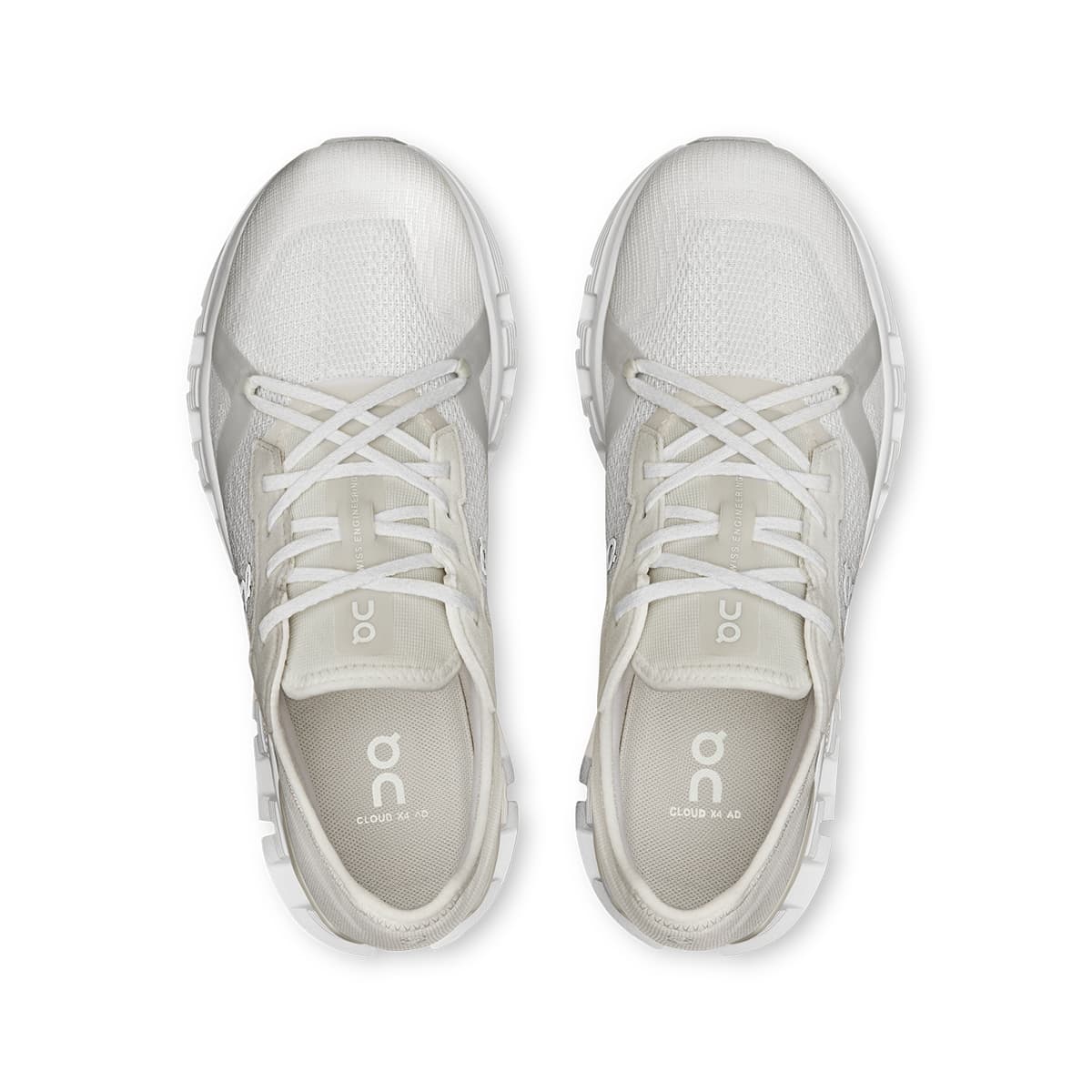 Top view of the On Cloud X 4 AD White-Wolf women’s running shoes 