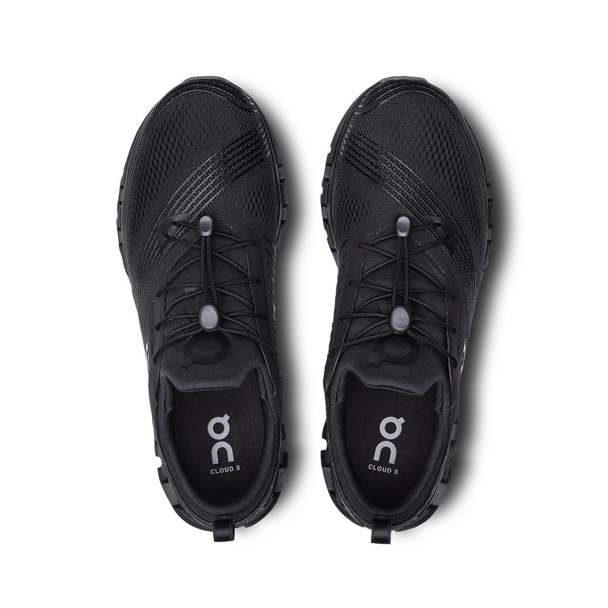 Top view of the On Cloud X Z5 All-Black men’s running shoes #color_all-black