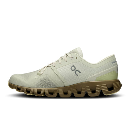 Left side view of the On Cloud X 3 Aloe Hunter women’s running shoe 