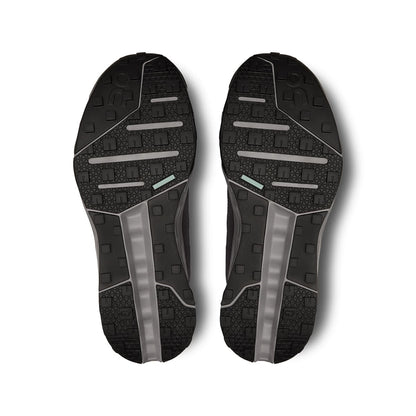 Soles of the On Cloudhorizon Black-Alloy women’s running shoes 