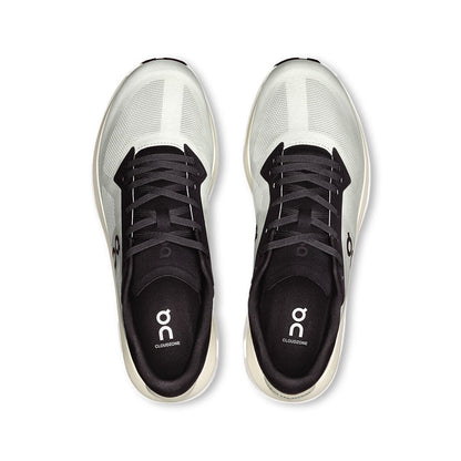 Top view of the On Cloudzone Ice-Black men’s running shoes 
