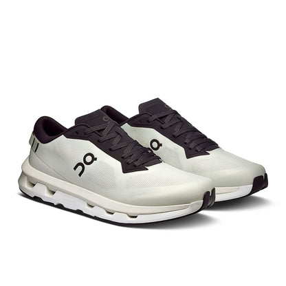 45-degree view of the On Cloudzone Ice-Black men’s running shoe 