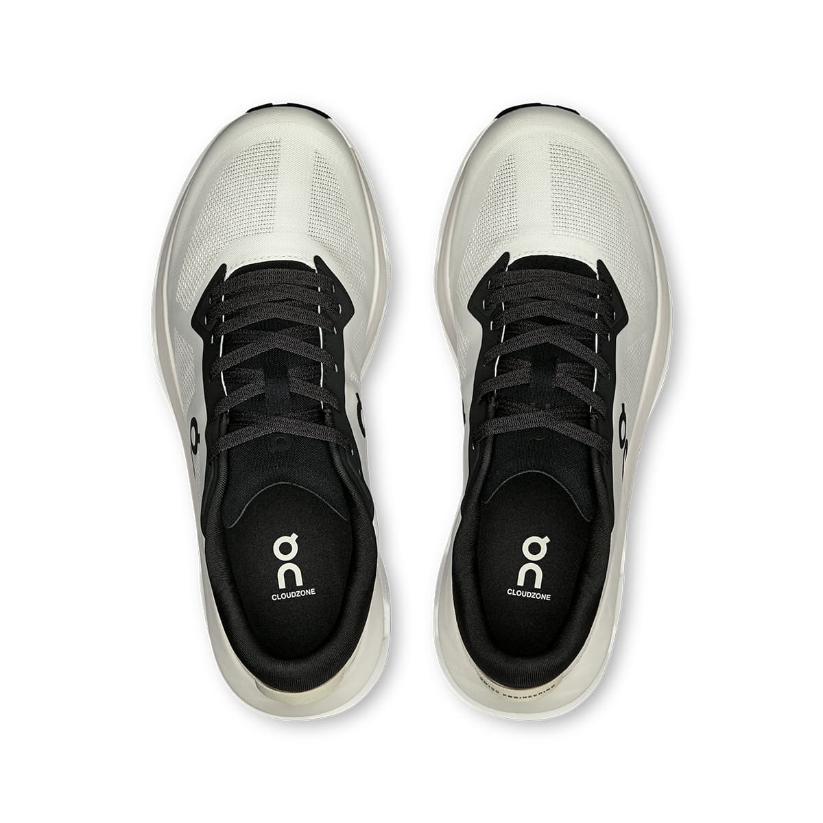 Top view of the On Cloudzone Ice-Black women’s running shoes #color_ice-black