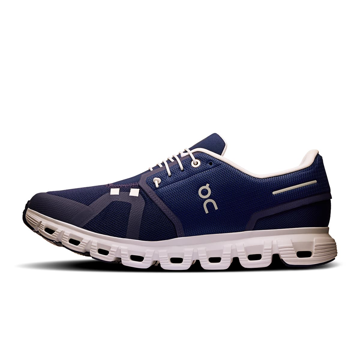 Left side view of the On Cloud 6 Midnight-White men’s running shoe #color_midnight-white