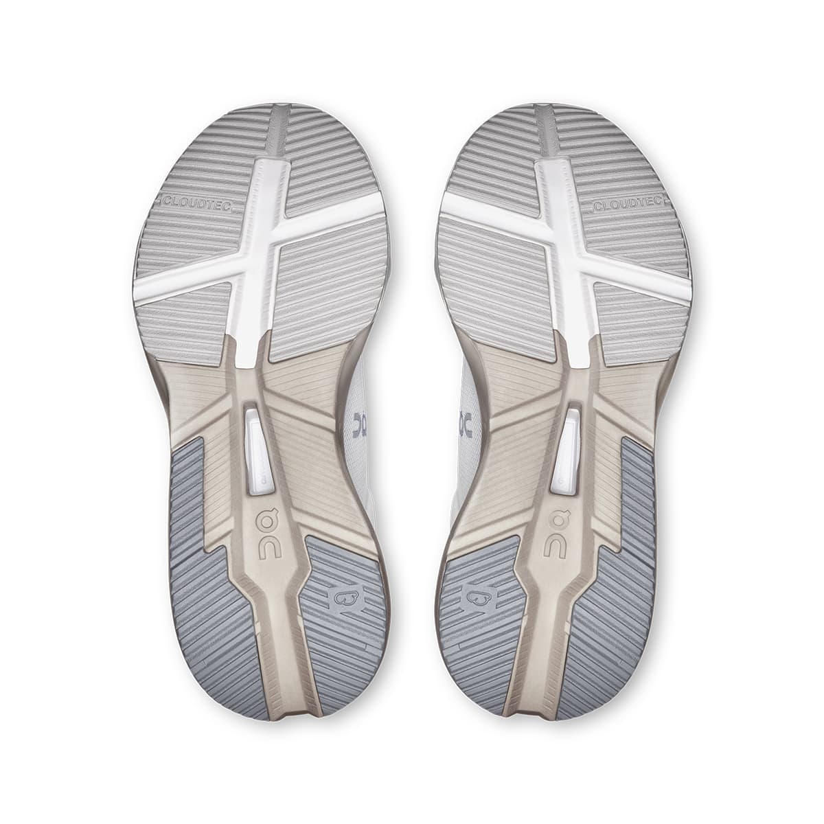 Soles of the On Cloudnova X White Glacier women’s running shoes #color_white-glacier