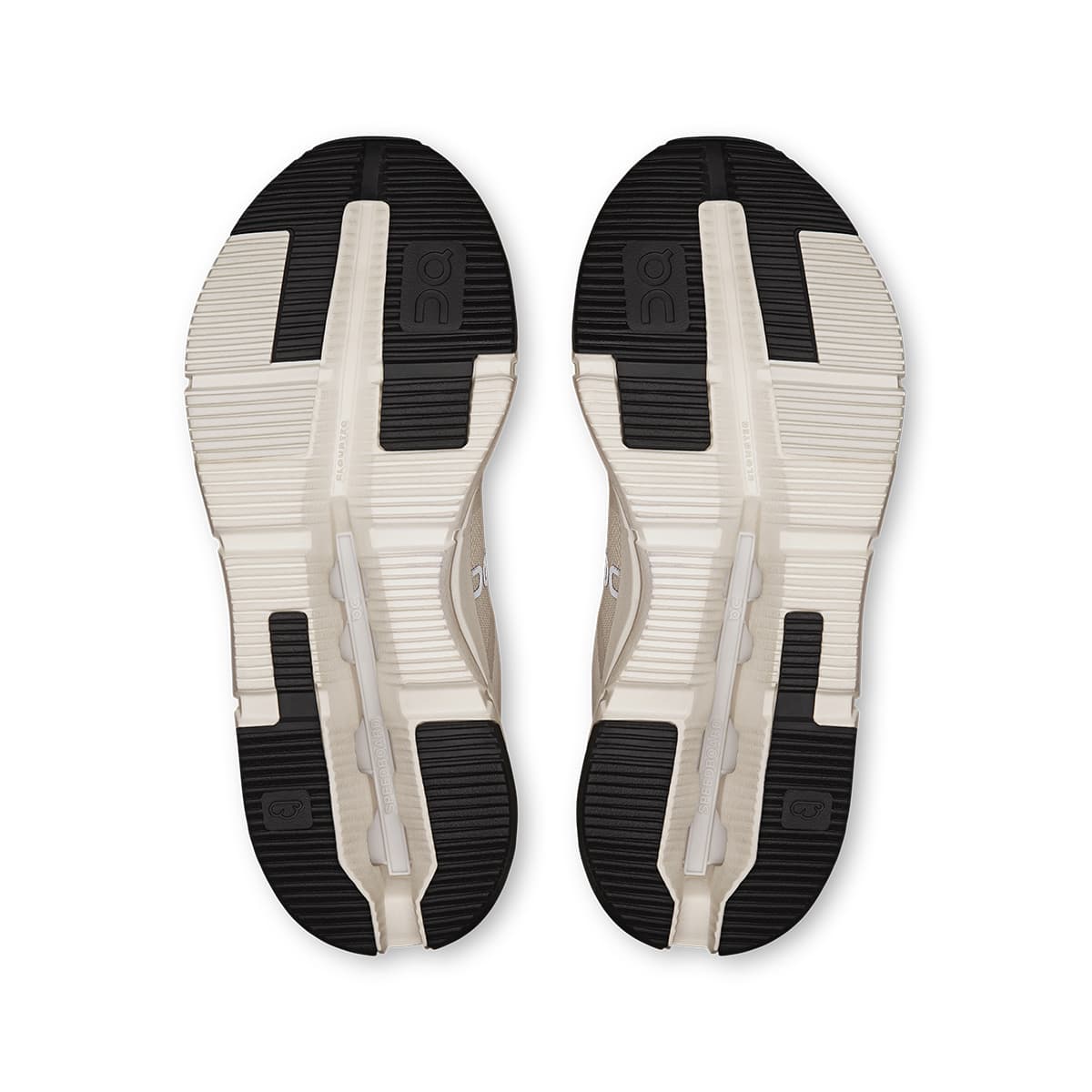 Soles of the On Cloudnoa Form 2 TT Cream-Ivory women’s running shoes #color_cream-ivory