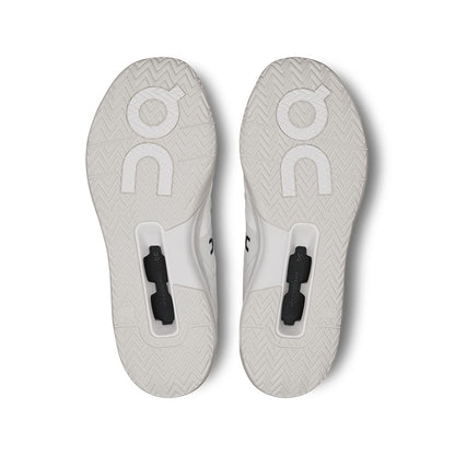 Soles of the On The Roger Clubhouse Pro White Ice men’s running shoes 