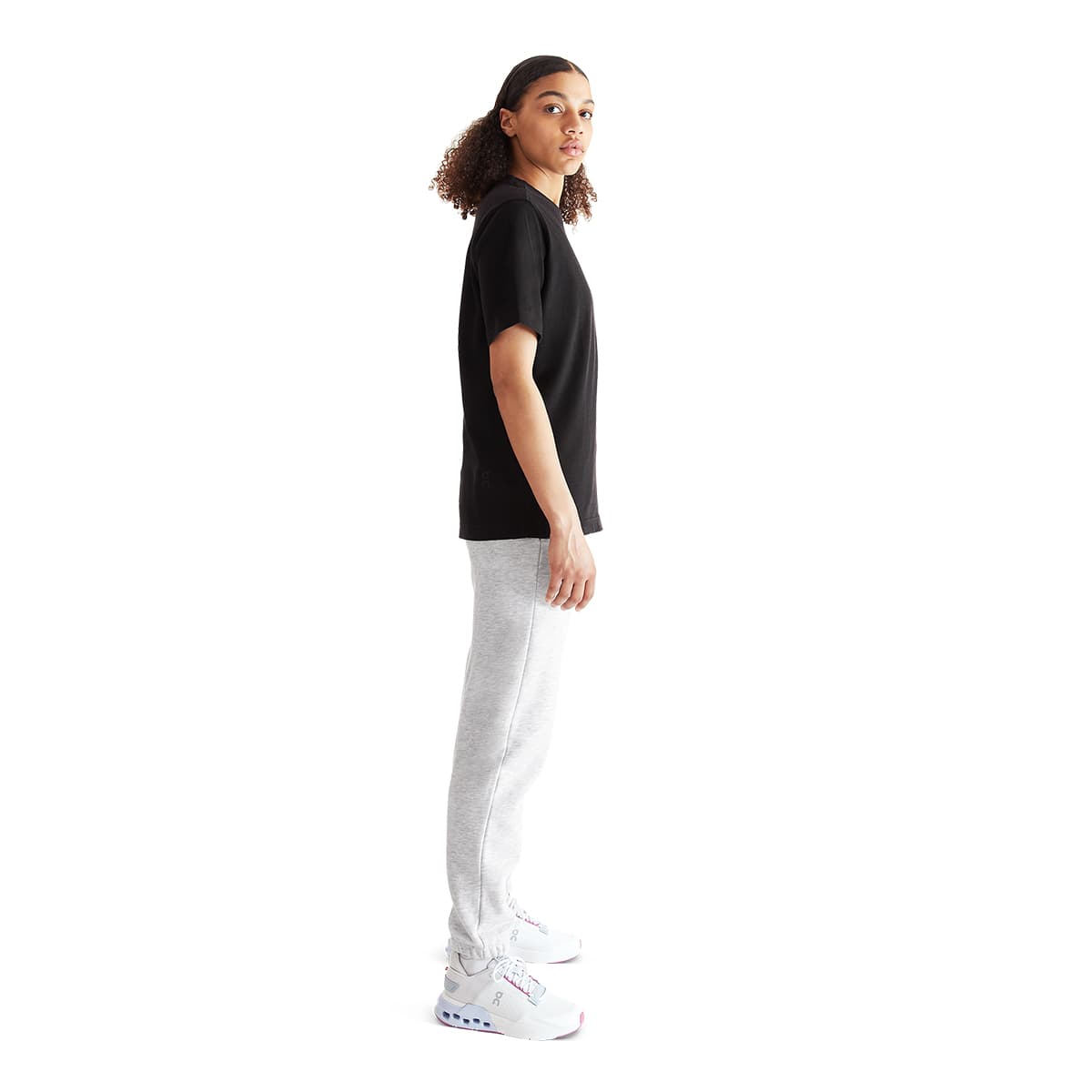 Women wearing the On Club T Colour Black- Side Profile #color_black