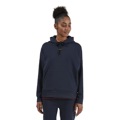 Women wearing the On Hoodie Colour Navy 